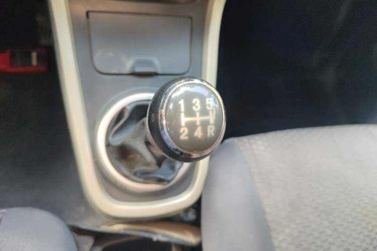 Used Suzuki Wagon R 2015 1.4L Manual All-Around Model Gear Lever