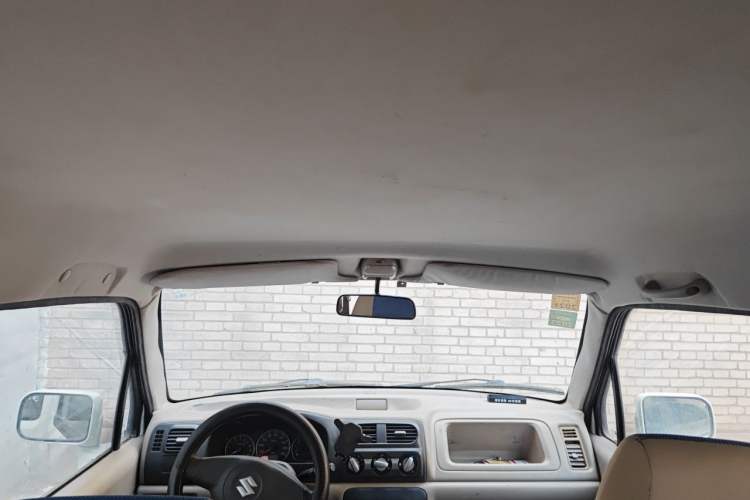 Used Suzuki Wagon R 2015 1.0L Manual Comfort Model Headliner