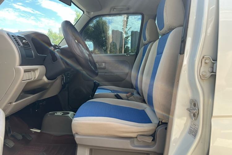 Used Suzuki Wagon R 2015 1.0L Manual Comfort Model Interior 2