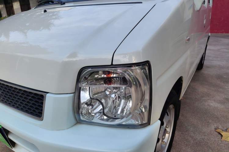 Used Suzuki Wagon R 2015 1.0L Manual Utility Model Left Front Headlight