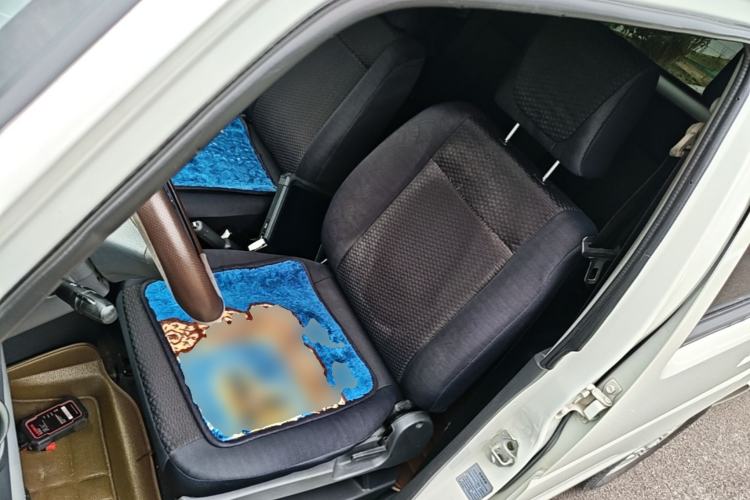 Used Suzuki Wagon R  Left Front Seat