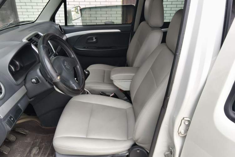 Used Suzuki Wagon R 2015 1.4L Manual All-Around Model Left Front Seat