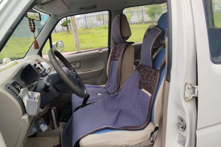 Used Suzuki Wagon R 2015 1.0L Manual Utility Model Left Front Seat