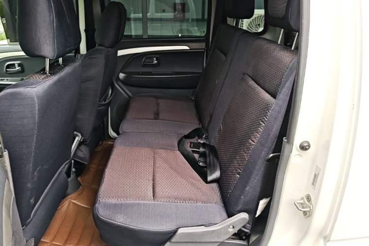 Used Suzuki Wagon R  Left Rear Seat