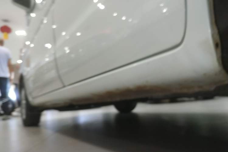 Used Suzuki Wagon R 2015 1.0L Manual Comfort Model Left Side Sill