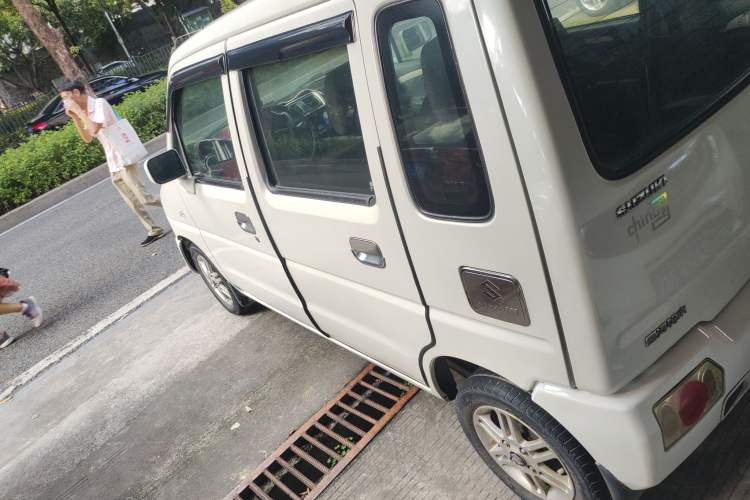 Used Suzuki Wagon R 2015 1.4L Manual All-Around Model Left Side