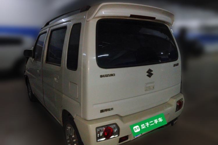 Used Suzuki Wagon R 2015 1.0L Manual Comfort Model Rear Left 45 Deg