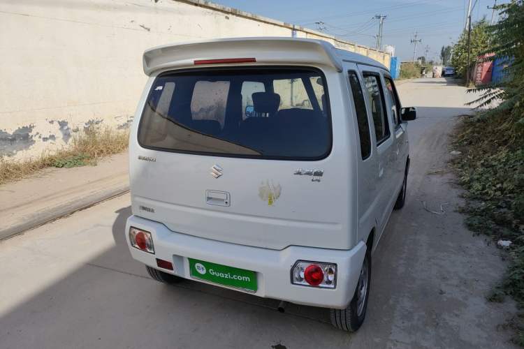 Used Suzuki Wagon R 2015 1.4L Manual All-Around Upgrade Version Rear Right 45 Deg