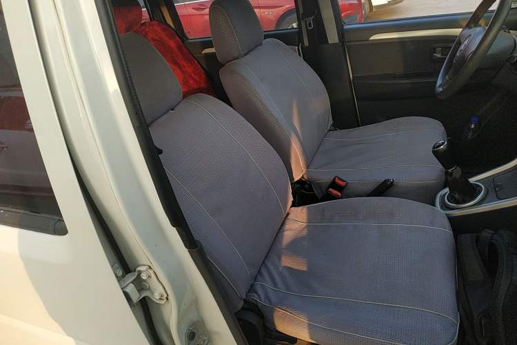 Used Suzuki Wagon R 2015 1.4L Manual All-Around Model Right Front Seat