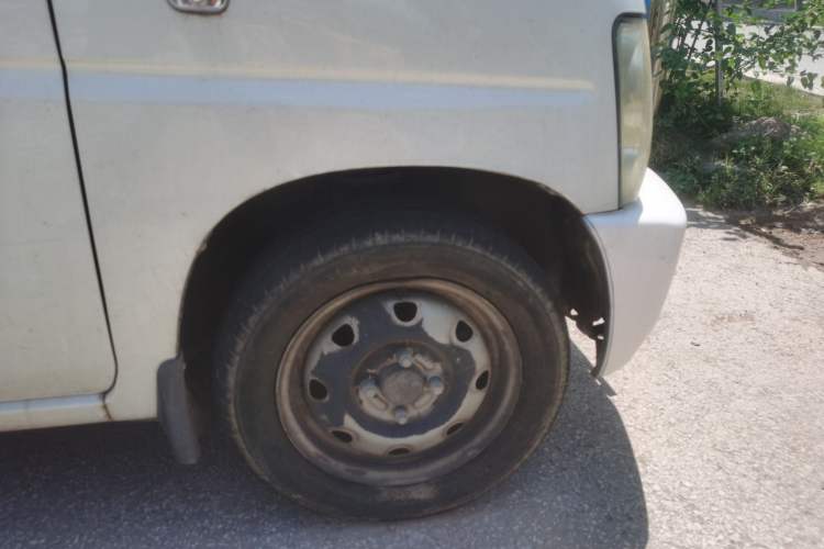 Used Suzuki Wagon R 2015 1.0L Manual Utility Model Right Front Wheel Hub