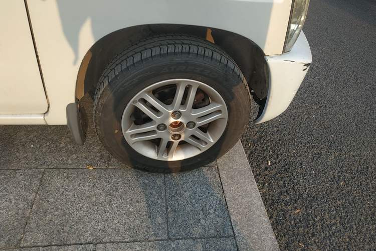 Used Suzuki Wagon R 2015 1.4L Manual All-Around Model Right Front Wheel Hub