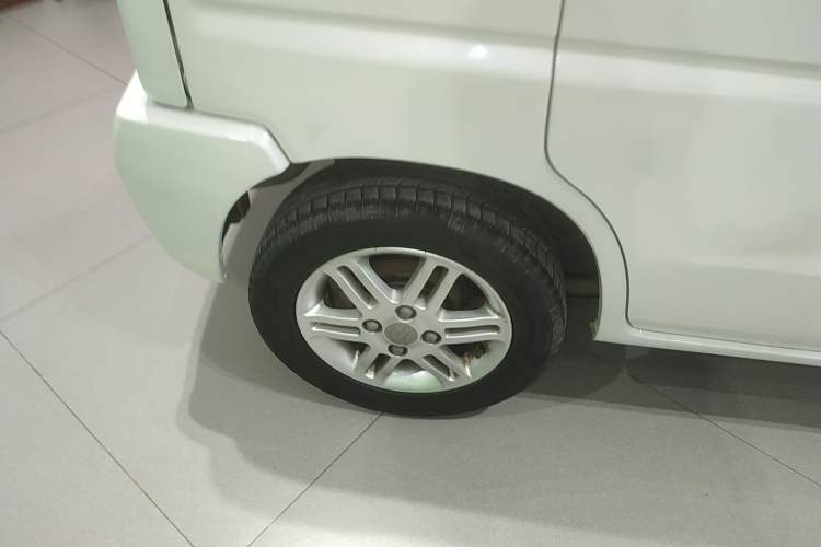 Used Suzuki Wagon R 2015 1.0L Manual Comfort Model Right Rear Wheel Hub