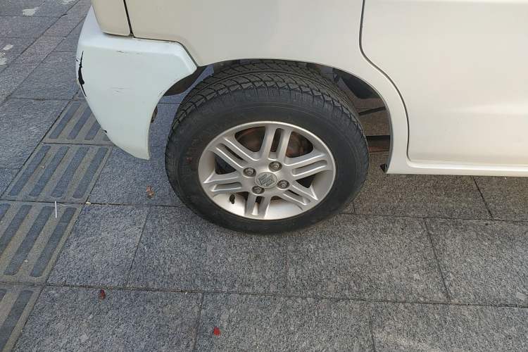 Used Suzuki Wagon R 2015 1.4L Manual All-Around Model Right Rear Wheel Hub