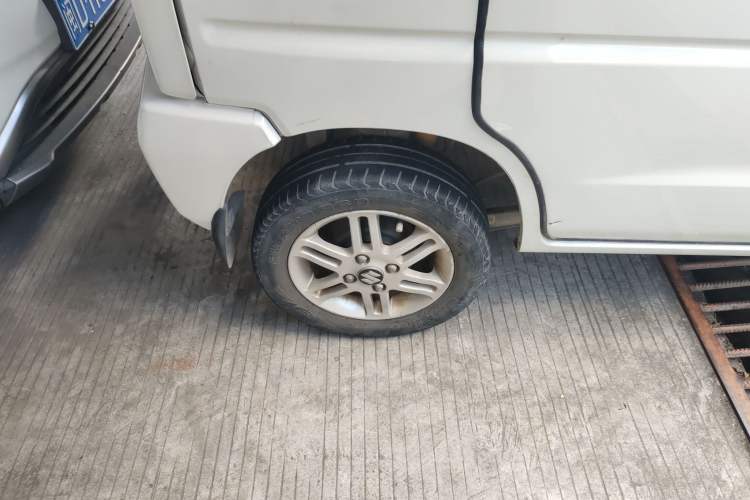 Used Suzuki Wagon R 2015 1.4L Manual All-Around Model Right Rear Wheel Hub
