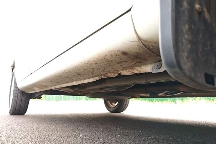 Used Suzuki Wagon R  Right Side Sill