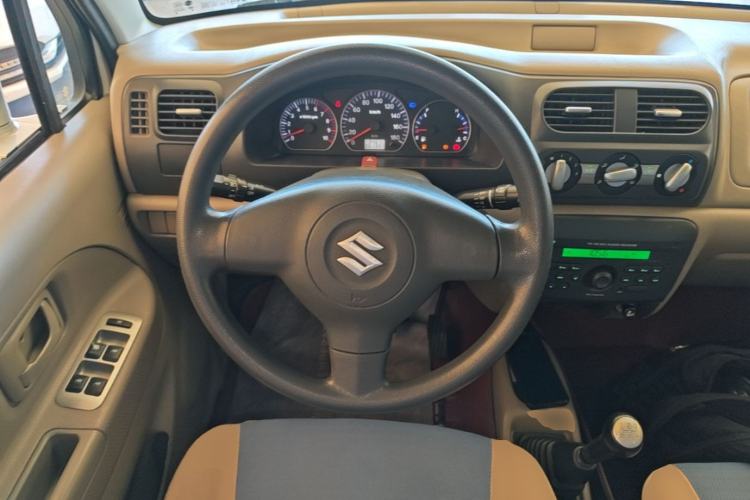 Used Suzuki Wagon R 2015 1.0L Manual Comfort Model Steering Wheel