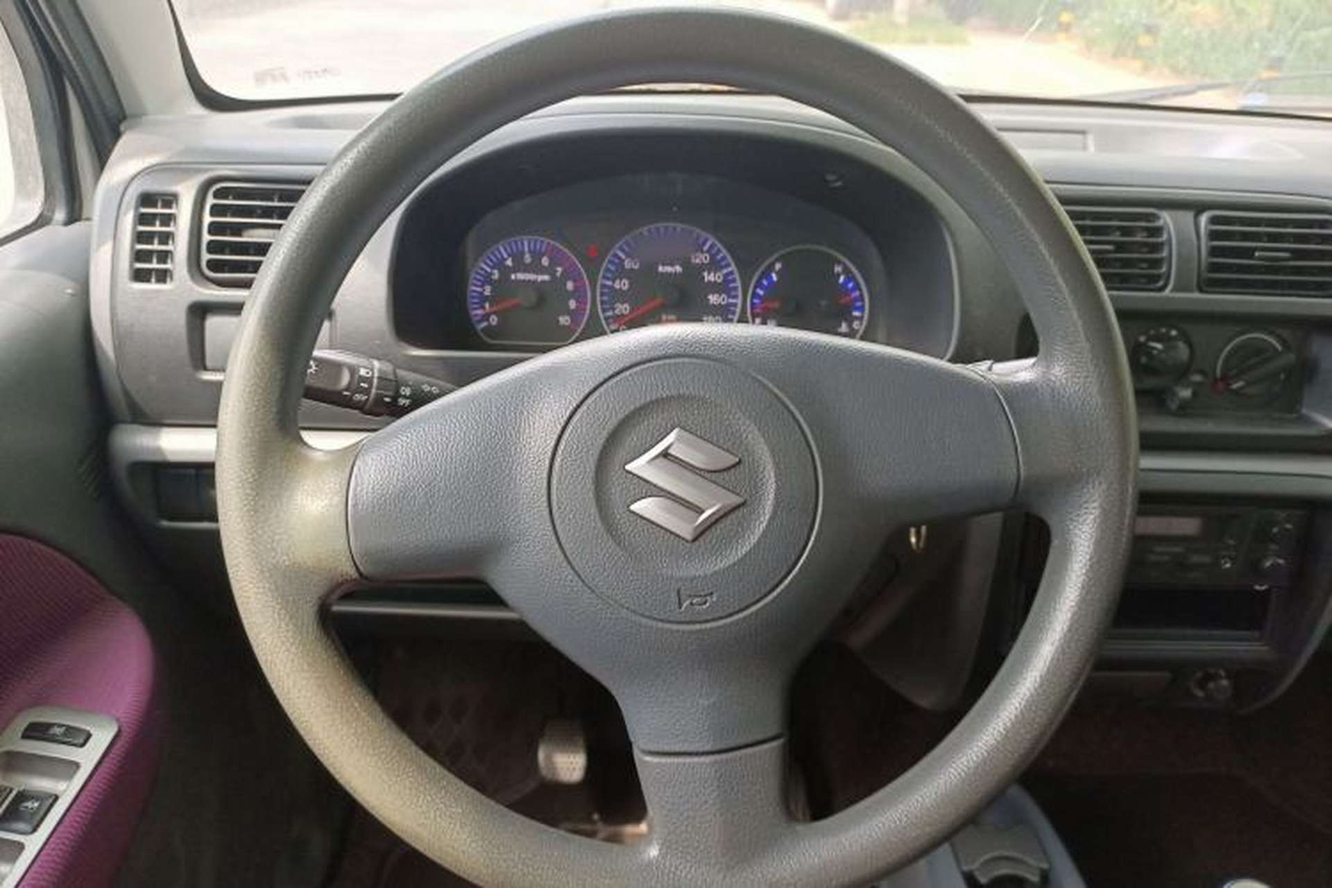 Used Suzuki Wagon R 2015 1.0L Manual Comfort Model Steering Wheel
