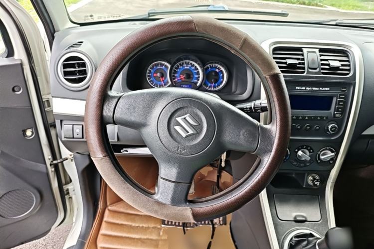 Used Suzuki Wagon R  Steering Wheel