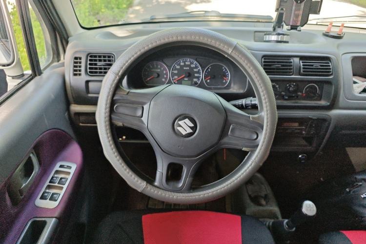Used Suzuki Wagon R 2015 1.0L Manual Comfort Model Steering Wheel