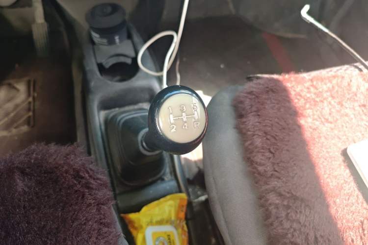Used Suzuki Wagon R 2016 1.4L Manual Ultra-Value Model Gear Lever