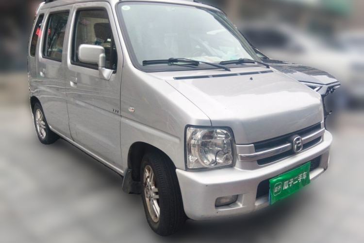 Used Suzuki Wagon R 2016 1.4L Manual Value Model Front Right 45 Deg