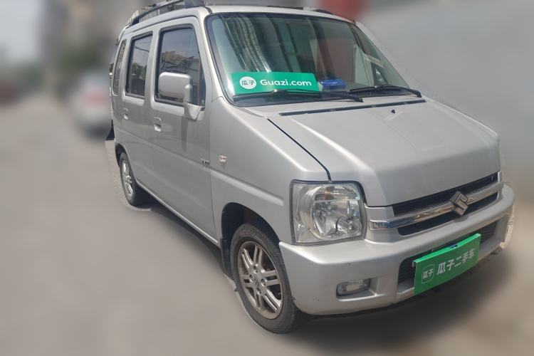 Used Suzuki Wagon R 2016 1.4L Manual Value Model Front Right 45 Deg