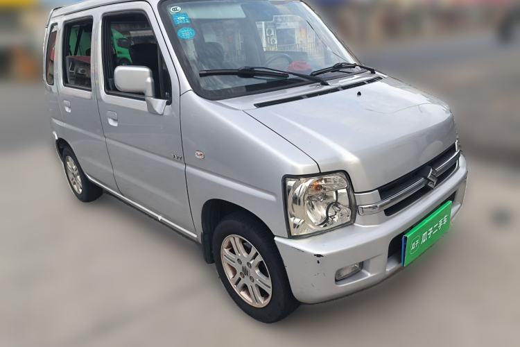 Used Suzuki Wagon R 2016 1.4L Manual Value Model Front Right 45 Deg