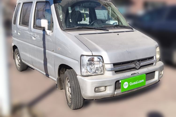 Used Suzuki Wagon R 2016 1.4L Manual Value Model Front Right 45 Deg