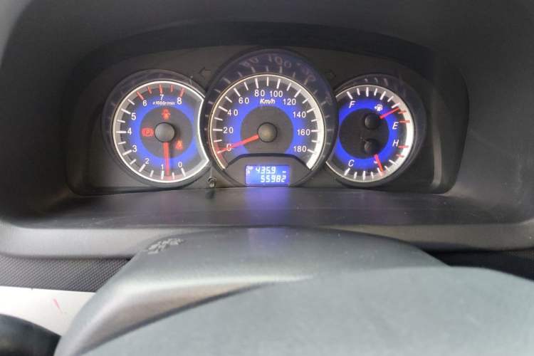Used Suzuki Wagon R 2016 1.4L Manual Value Model Odometer Close Up