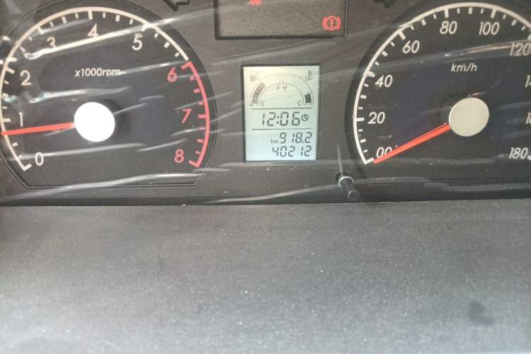 Used Suzuki Wagon R 2016 1.4L Manual Value Model Odometer Close Up