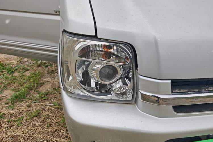 Used Suzuki Wagon R 2016 1.4L Manual Ultra-Value Model Right Front Headlight