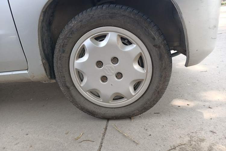Used Suzuki Wagon R 2016 1.4L Manual Value Model Right Front Wheel Hub