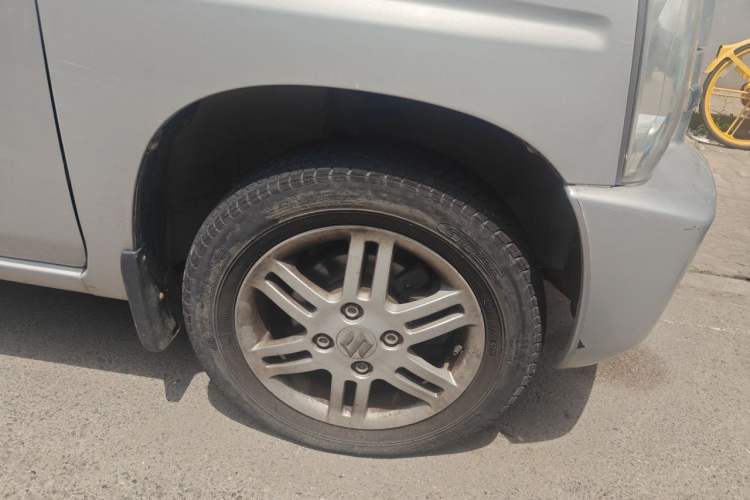 Used Suzuki Wagon R 2016 1.4L Manual Value Model Right Front Wheel Hub