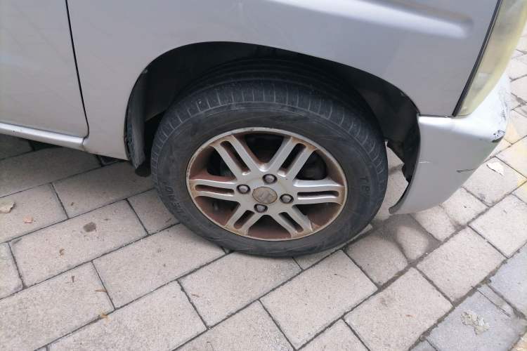 Used Suzuki Wagon R 2016 1.4L Manual Ultra-Value Model Right Front Wheel Hub