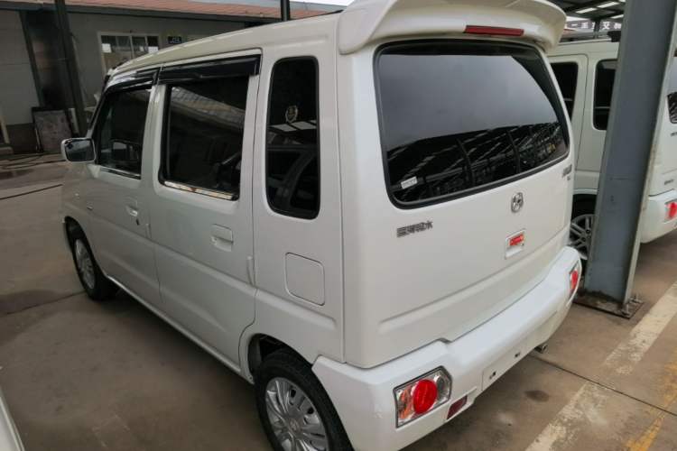 Used Suzuki Wagon R 2016 1.4L Manual Value Model Exterior 2