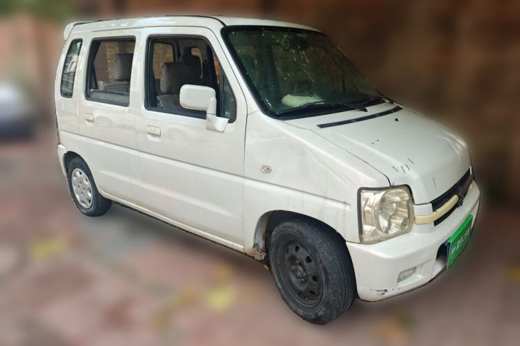 Used Suzuki Wagon R 2016 1.4L Manual Value Model Front Right 45 Deg