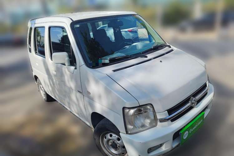 Used Suzuki Wagon R 2016 1.4L Manual Value Model Front Right 45 Deg