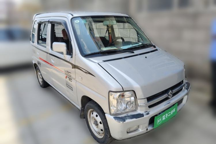 Used Suzuki Wagon R 2016 1.4L Manual Value Model Front Right 45 Deg