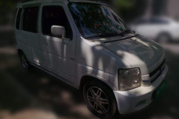 Used Suzuki Wagon R 2016 1.4L Manual Ultra-Value Model Front Right 45 Deg