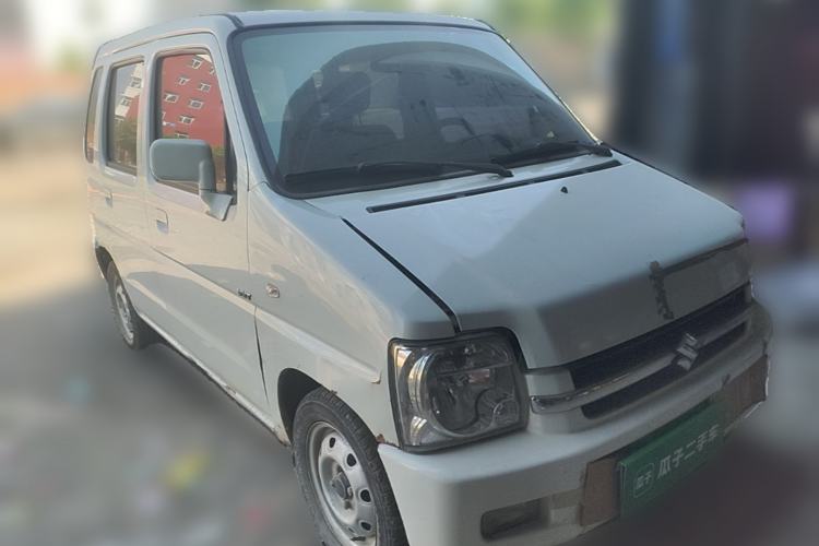 Used Suzuki Wagon R 2016 1.4L Manual Value Model Front Right 45 Deg
