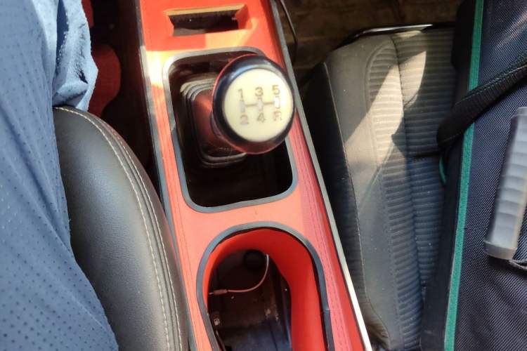 Used Suzuki Wagon R 2016 1.4L Manual Value Model Gear Lever