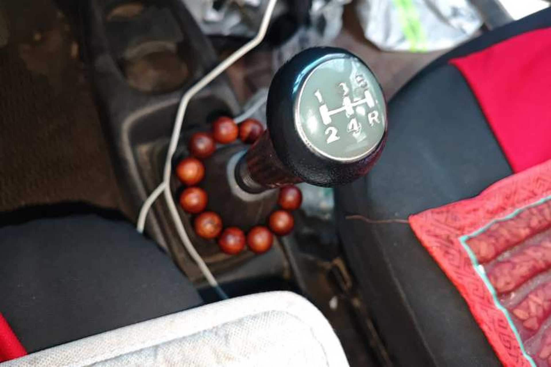Used Suzuki Wagon R 2016 1.4L Manual Ultra-Value Model Gear Lever