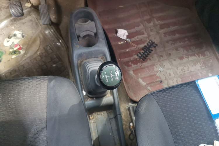 Used Suzuki Wagon R 2016 1.4L Manual Value Model Gear Lever