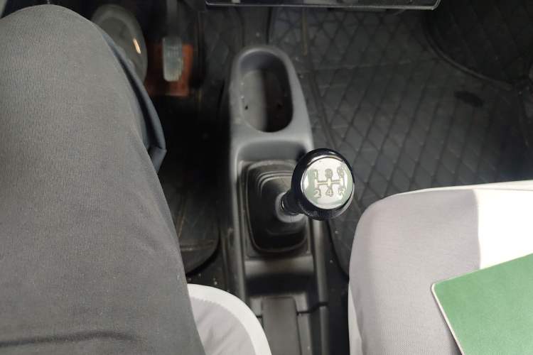 Used Suzuki Wagon R 2016 1.4L Manual Value Model Gear Lever