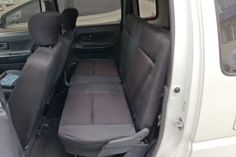 Used Suzuki Wagon R 2016 1.4L Manual Value Model Interior 4
