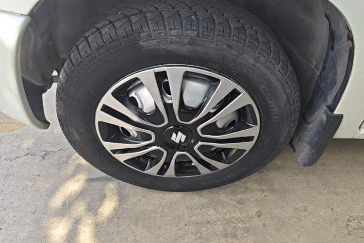 Used Suzuki Wagon R 2016 1.4L Manual Value Model Left Front Wheel Hub