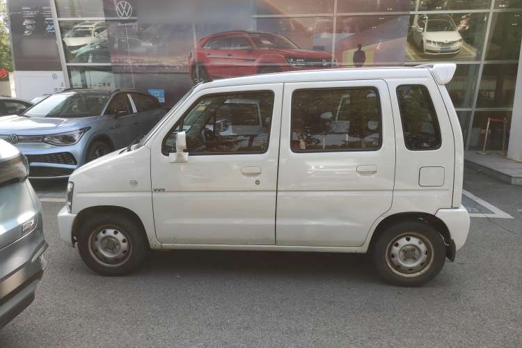 Used Suzuki Wagon R 2016 1.4L Manual Value Model Left Side