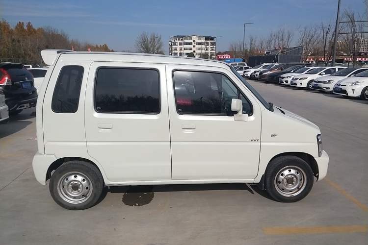 Used Suzuki Wagon R 2016 1.4L Manual Value Model Left Side