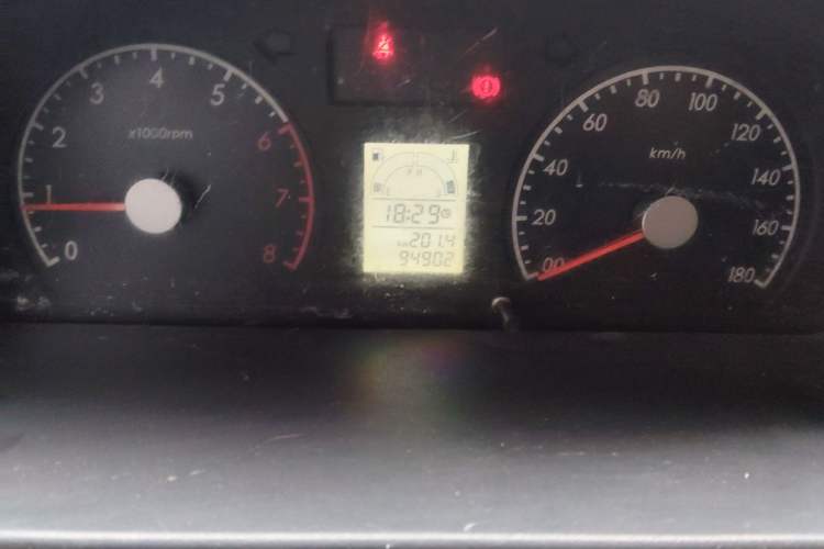 Used Suzuki Wagon R 2016 1.4L Manual Value Model Odometer Close Up
