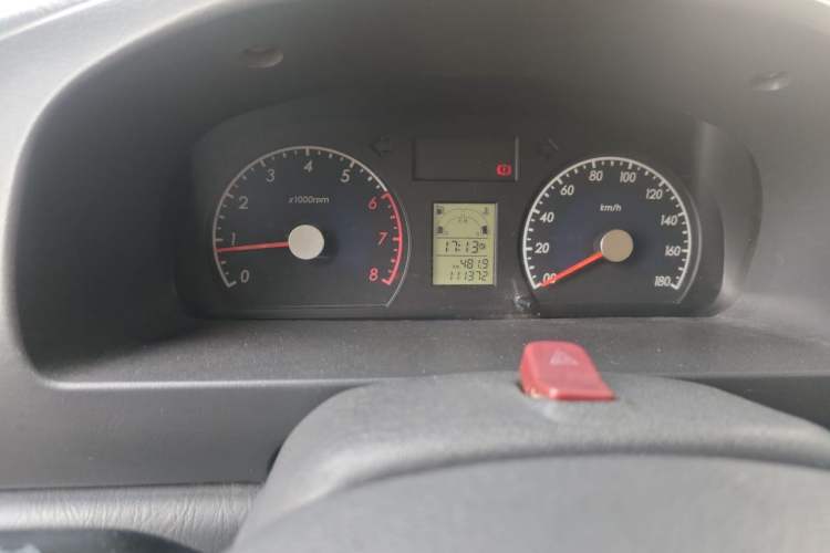 Used Suzuki Wagon R 2016 1.4L Manual Value Model Odometer Close Up